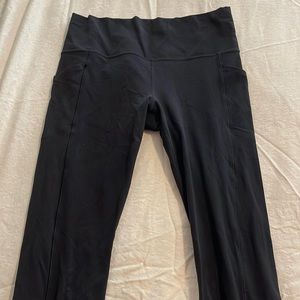Athleta Salutation Stash II Cinch 7/8 Tight